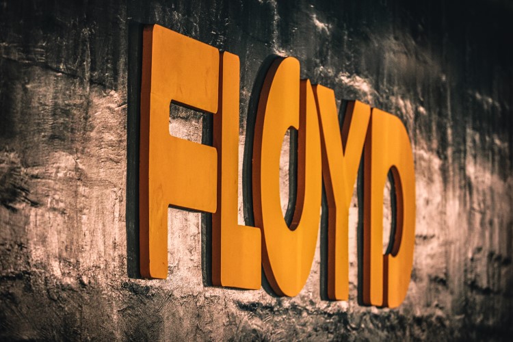 Συνεργασία του FLOYD live music venue & της CHAUVET Professional.